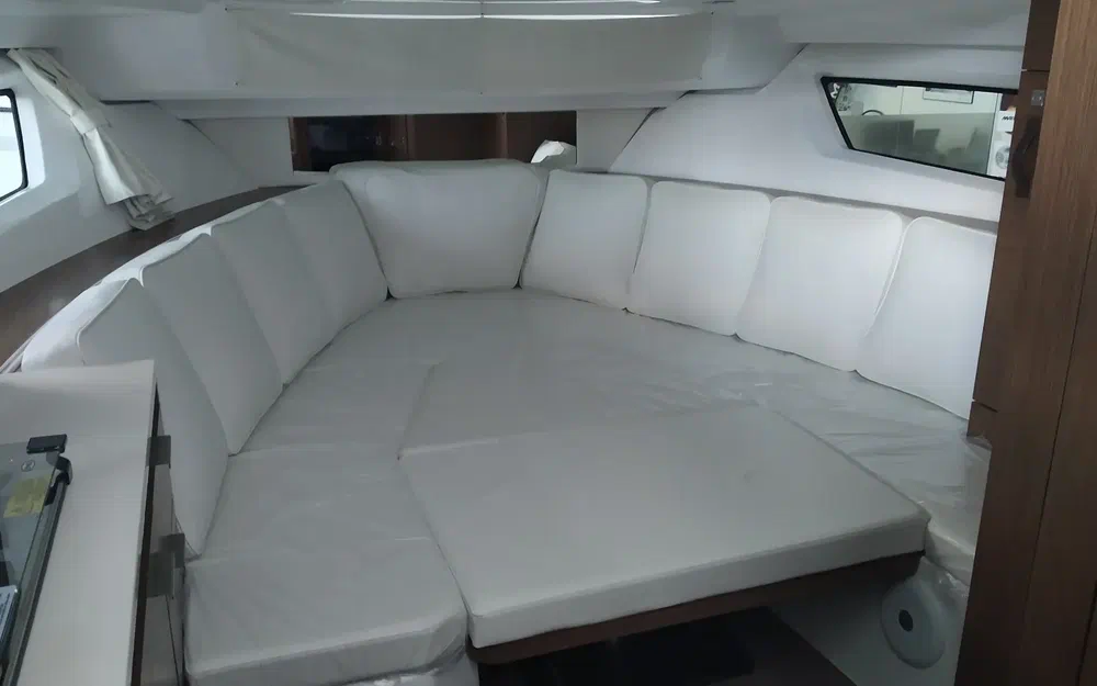 slider 13 Jeanneau Cap Camarat 10.5 WA