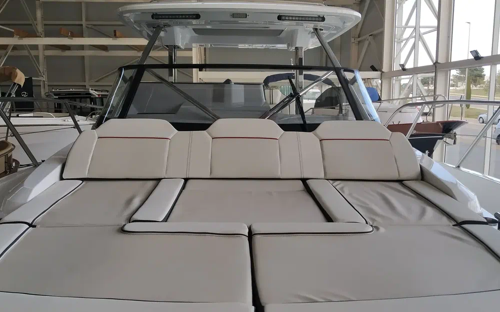 slider 29 Jeanneau Cap Camarat 10.5 WA