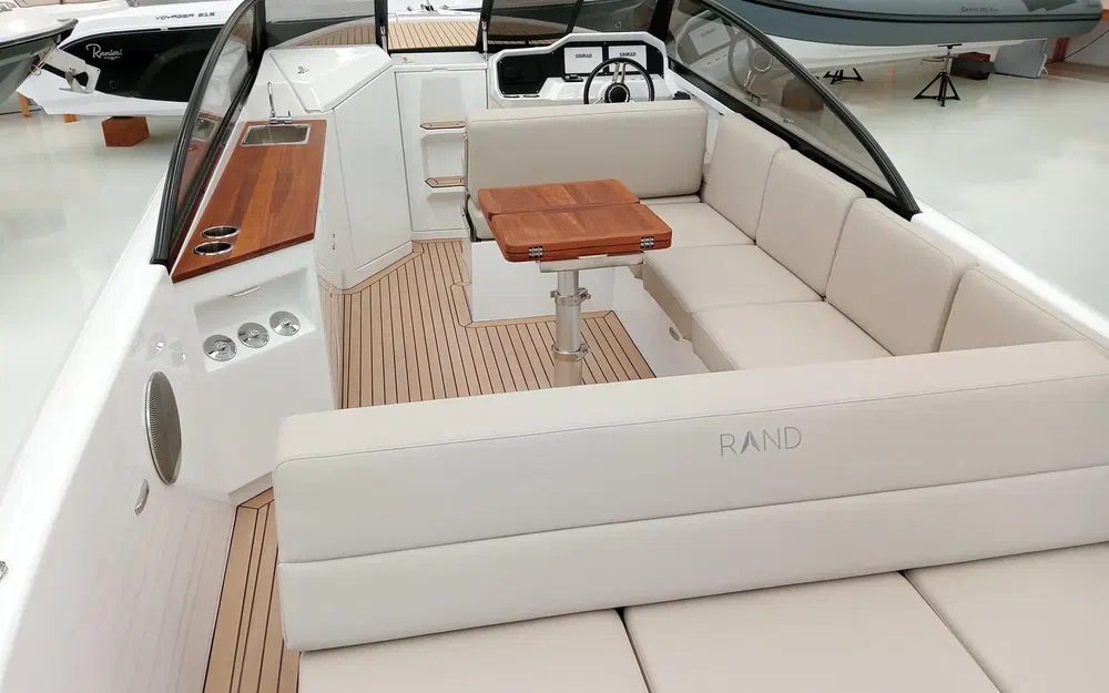 slider 1 Rand Boats Leisure 28