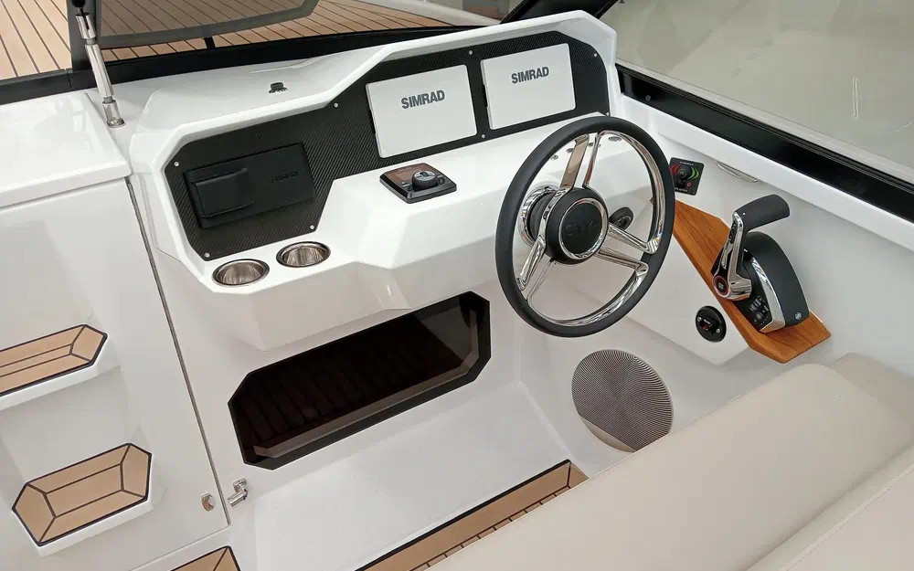 slider 2 Rand Boats Leisure 28