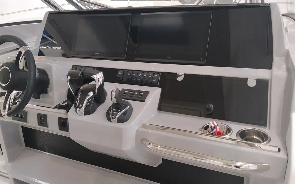 slider 10 Jeanneau Cap Camarat 12.5 WA