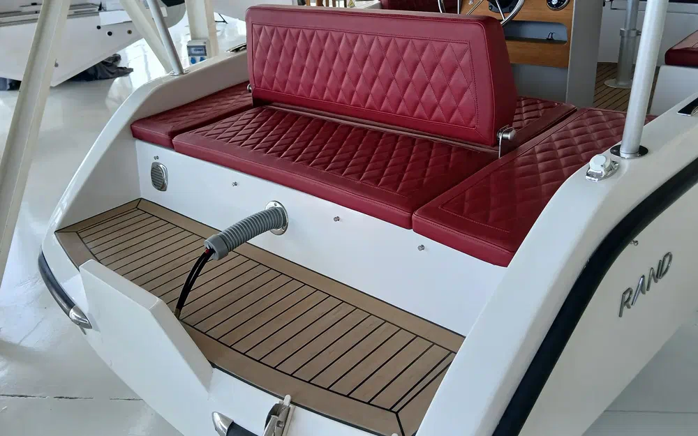 slider 6 Rand Boats Picnic 18