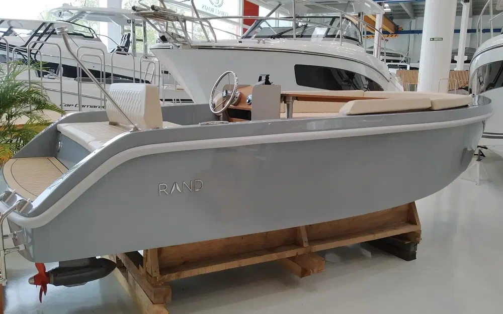 slider 0 Rand Boats Picnic 18