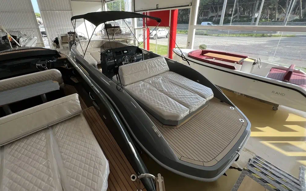 slider 25 Rand Boats Play 24