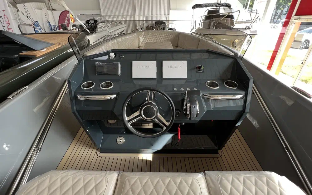 slider 7 Rand Boats Play 24