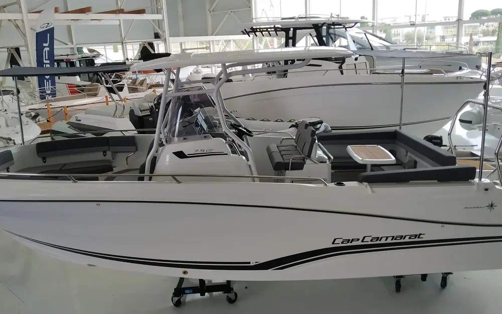 slider 31 Jeanneau Cap Camarat 7.5 CC Serie 3