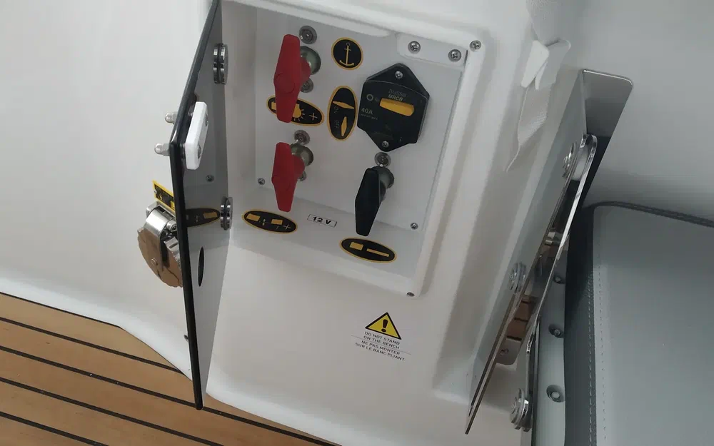 slider 7 Jeanneau Cap Camarat 7.5 CC Serie 3