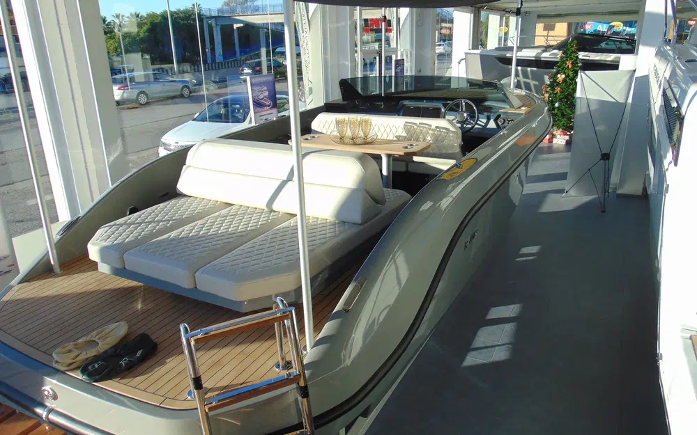 slider 0 Rand Boats Spirit 25