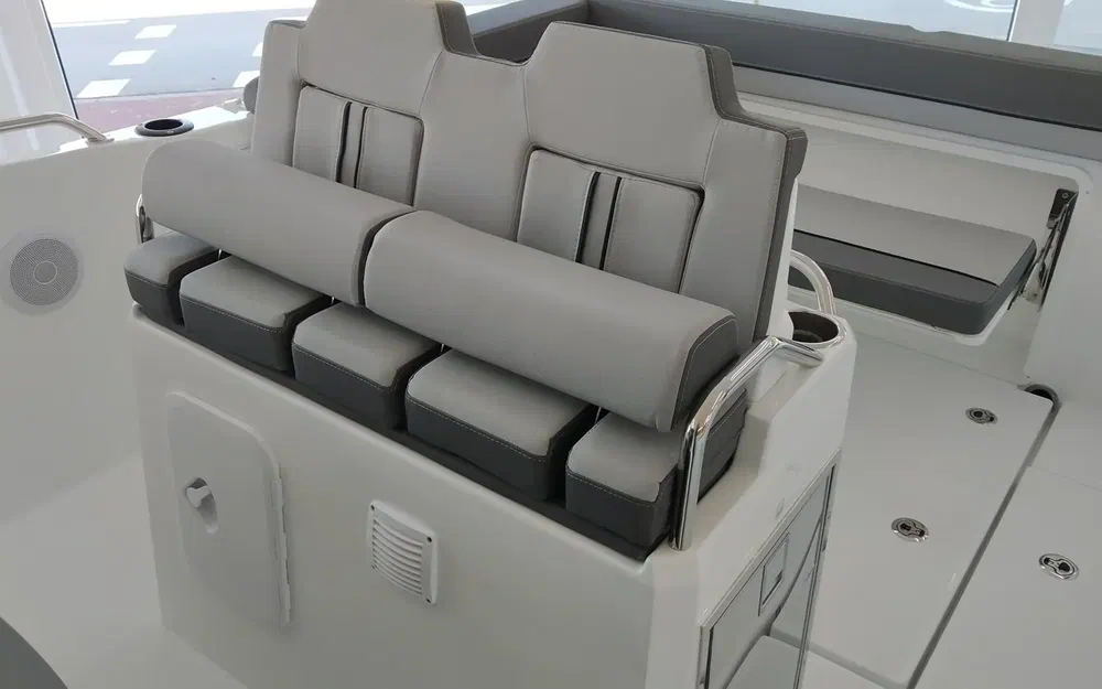 slider 10 Jeanneau Cap Camarat 7.5 CC Serie 3