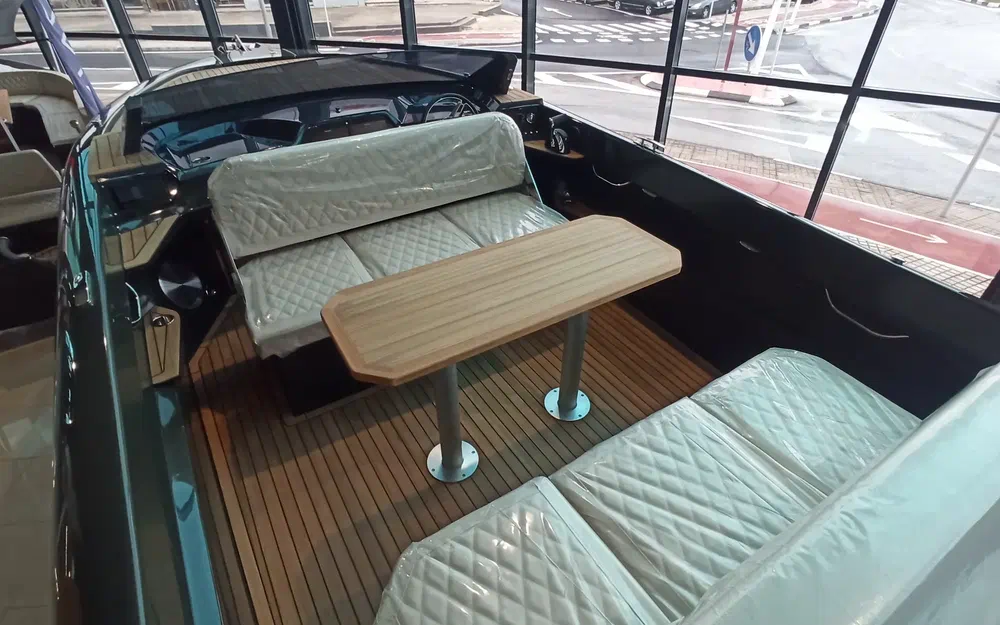 slider 3 Rand Boats Spirit 25