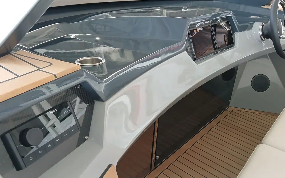 slider 8 Rand Boats Spirit 25