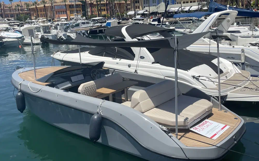 slider 0 Rand Boats Spirit 25