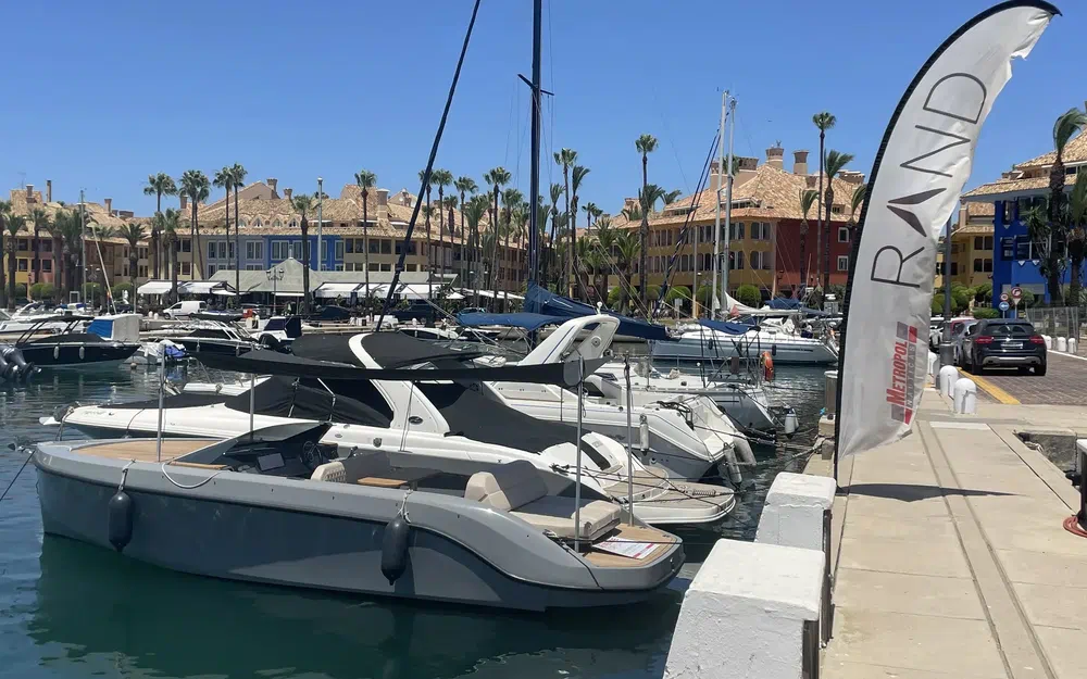 slider 1 Rand Boats Spirit 25