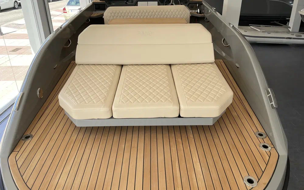 slider 3 Rand Boats Spirit 25