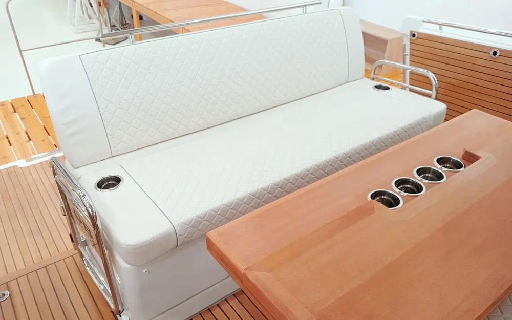 slider 2 Jeanneau DB 37