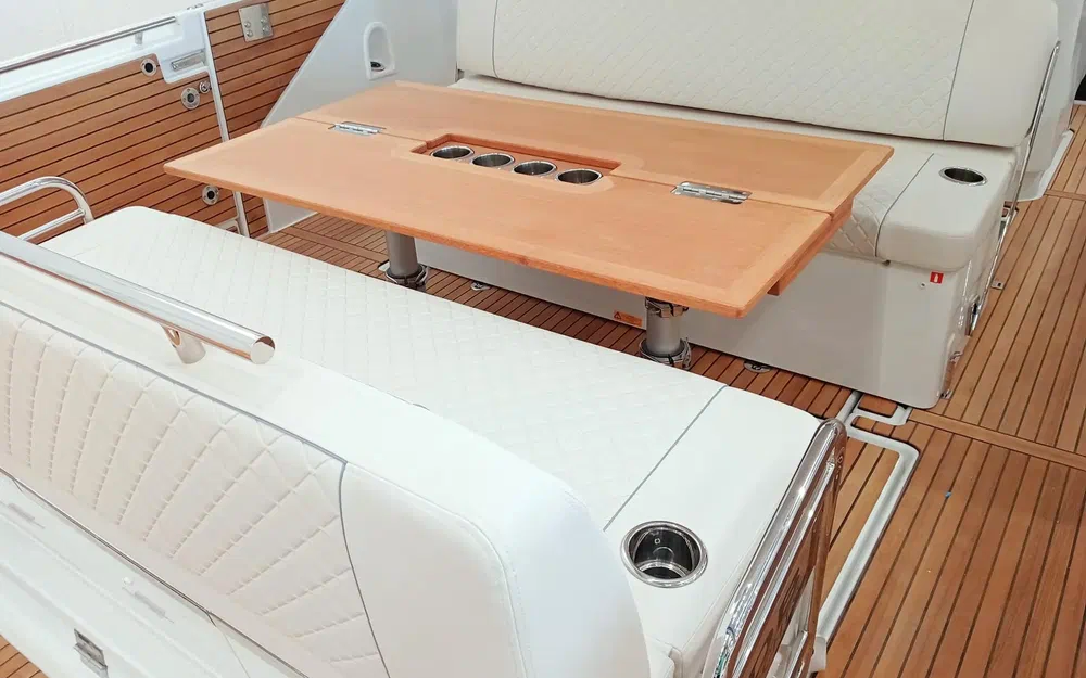 slider 3 Jeanneau DB 37