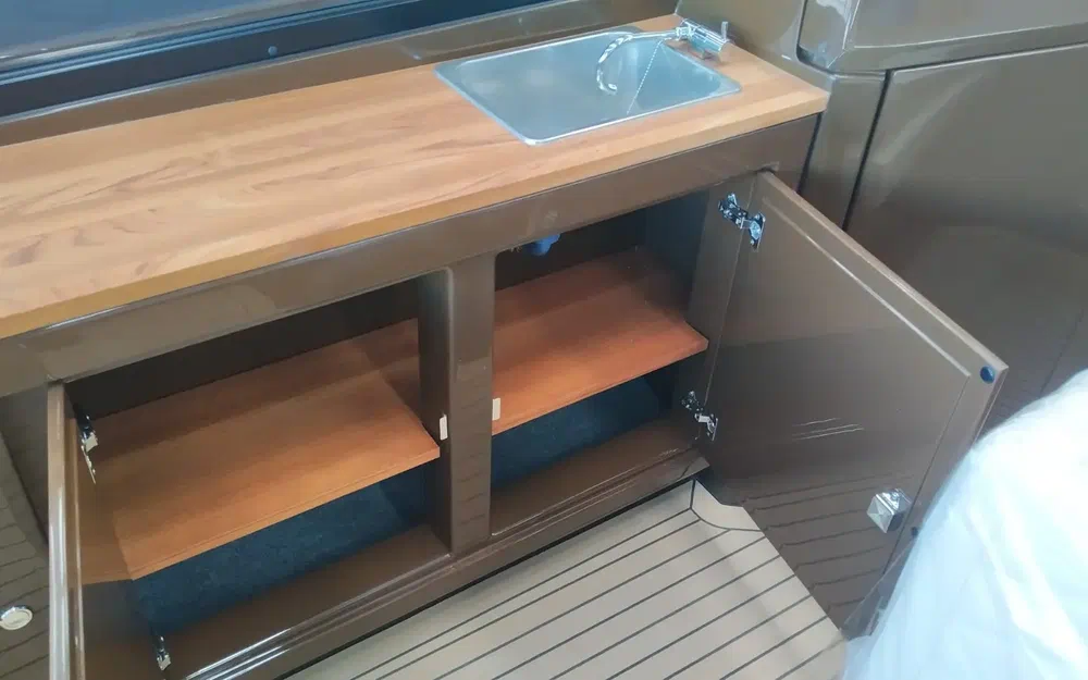 slider 7 Rand Boats Supreme 27