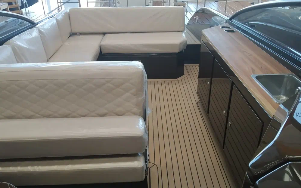 slider 8 Rand Boats Supreme 27