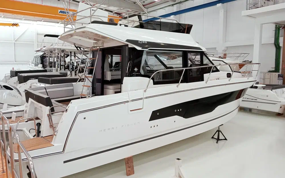 slider 0 Jeanneau Merry Fisher 1095