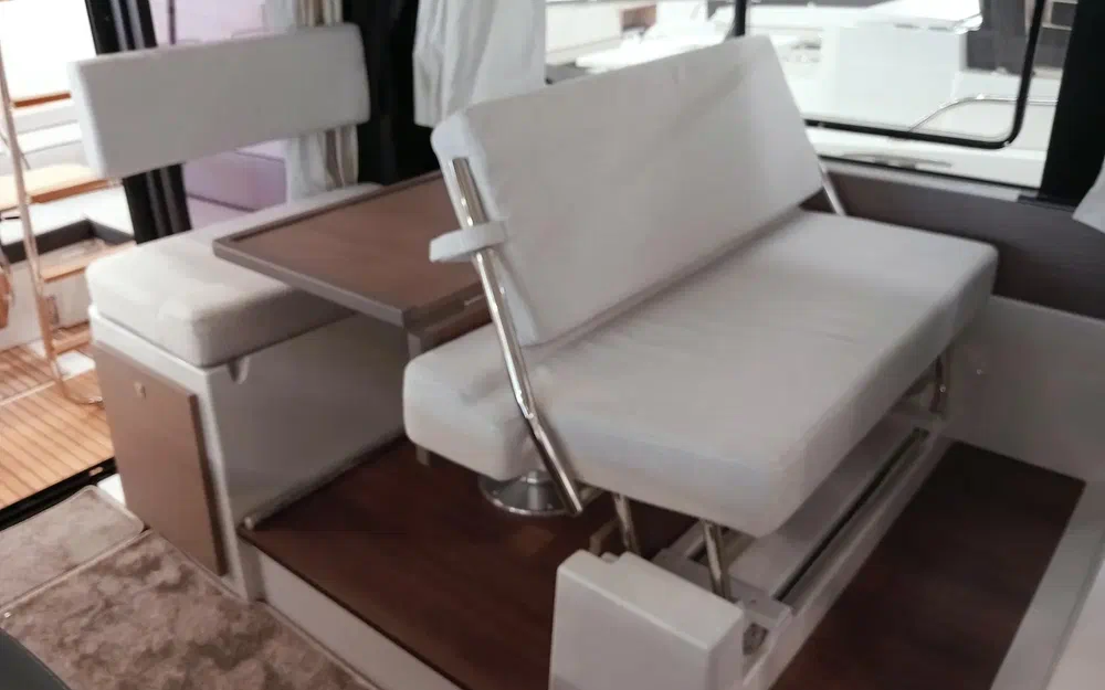 slider 12 Jeanneau Merry Fisher 1095