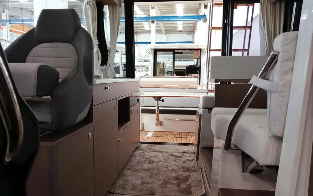 slider 19 Jeanneau Merry Fisher 1095