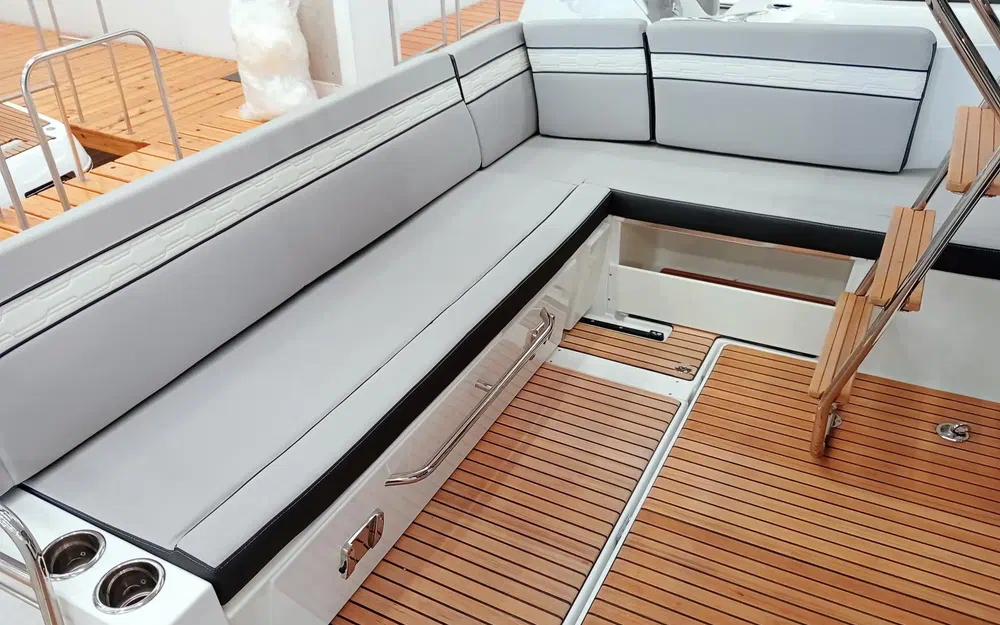 slider 2 Jeanneau Merry Fisher 1095