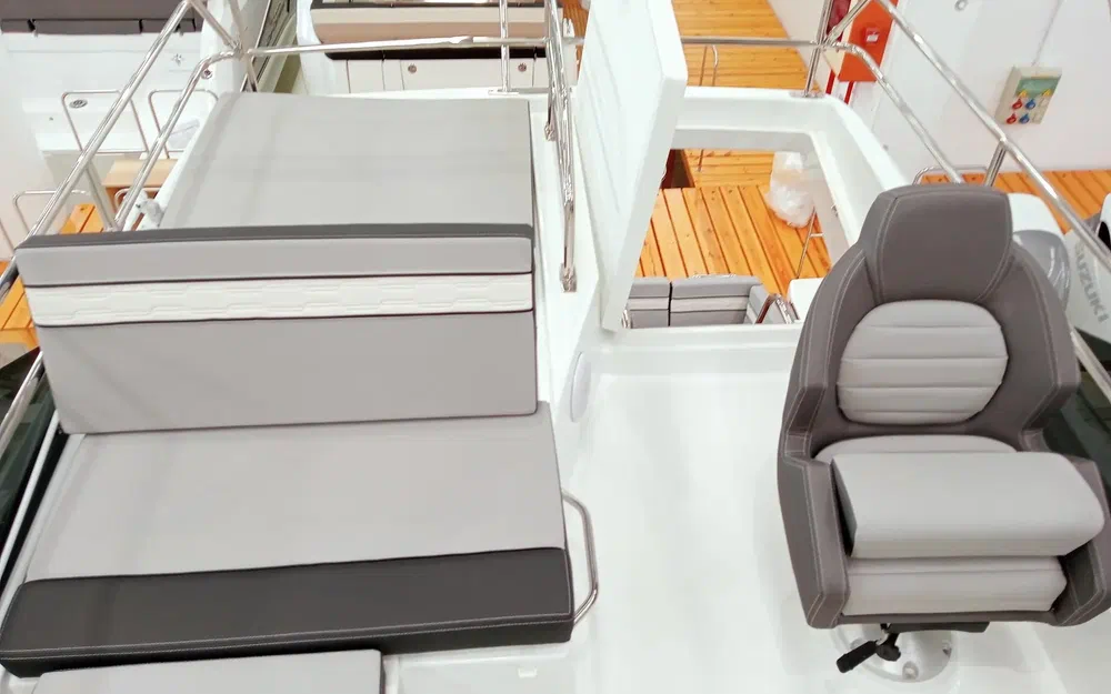 slider 6 Jeanneau Merry Fisher 1095