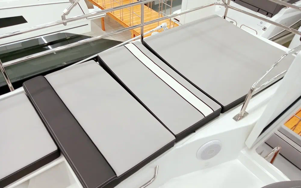 slider 7 Jeanneau Merry Fisher 1095