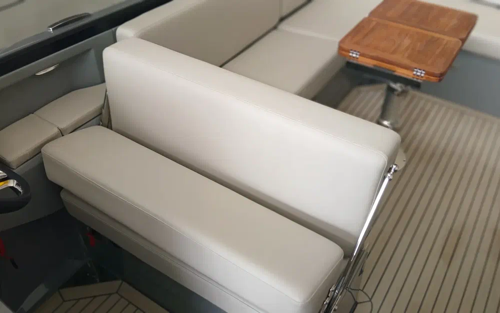 slider 9 Rand Boats Supreme 27