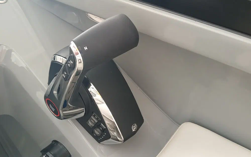 slider 17 Rand Boats Supreme 27