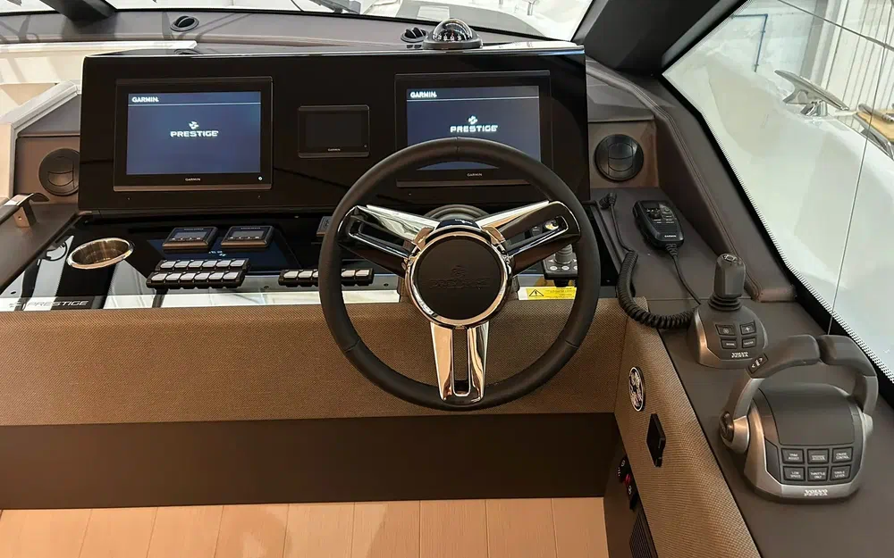 slider 39 Prestige Yachts F4.9