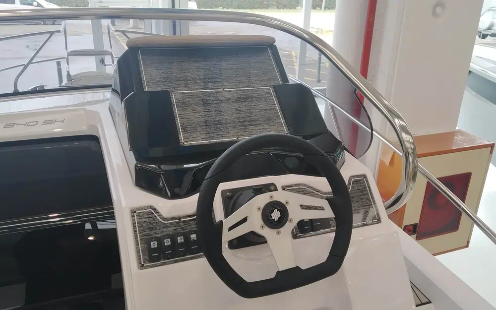 slider 9 Ranieri Next 240 Sh