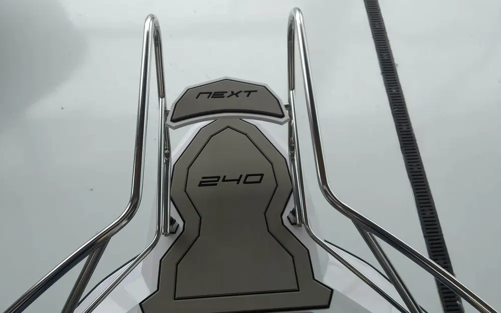 slider 13 Ranieri Next 240 Sh