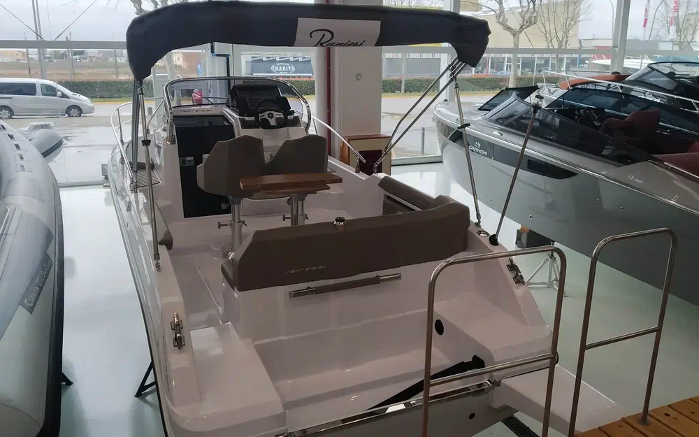 slider 1 Ranieri Next 240 Sh