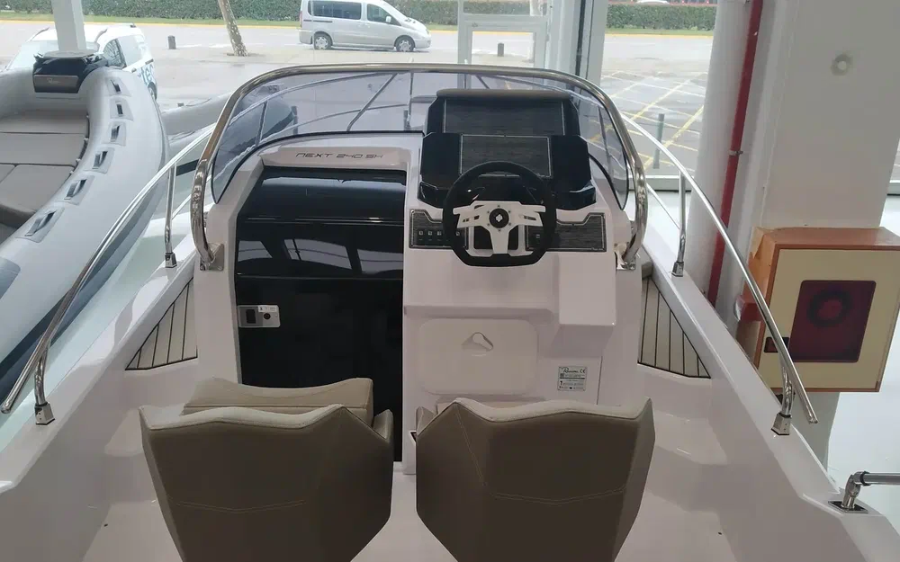 slider 8 Ranieri Next 240 Sh