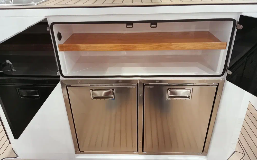 slider 11 Rand Boats Archipelago 32