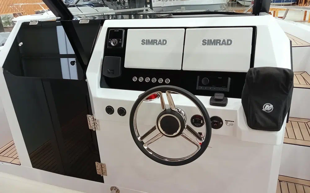 slider 12 Rand Boats Archipelago 32