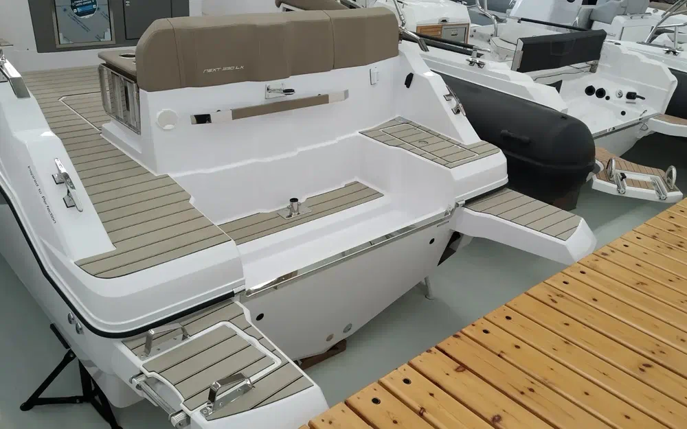 slider 3 Ranieri Next 330 Lx