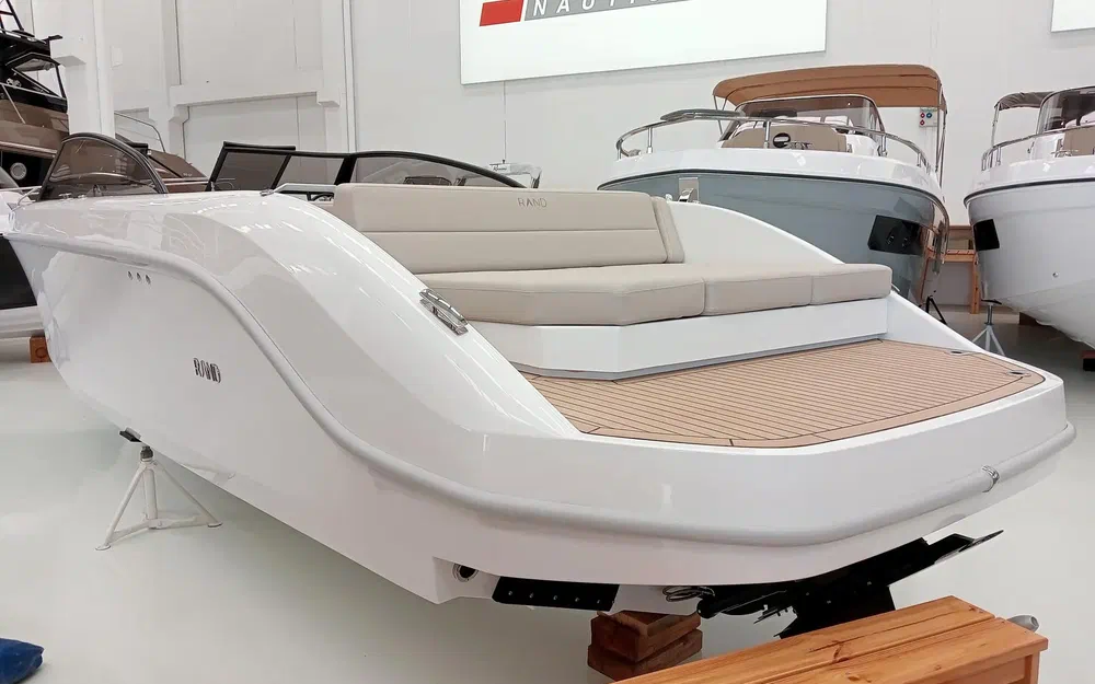 slider 5 Rand Boats Leisure 28