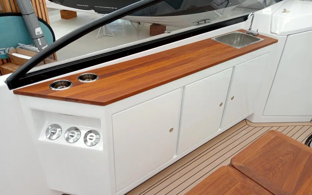 slider 7 Rand Boats Leisure 28