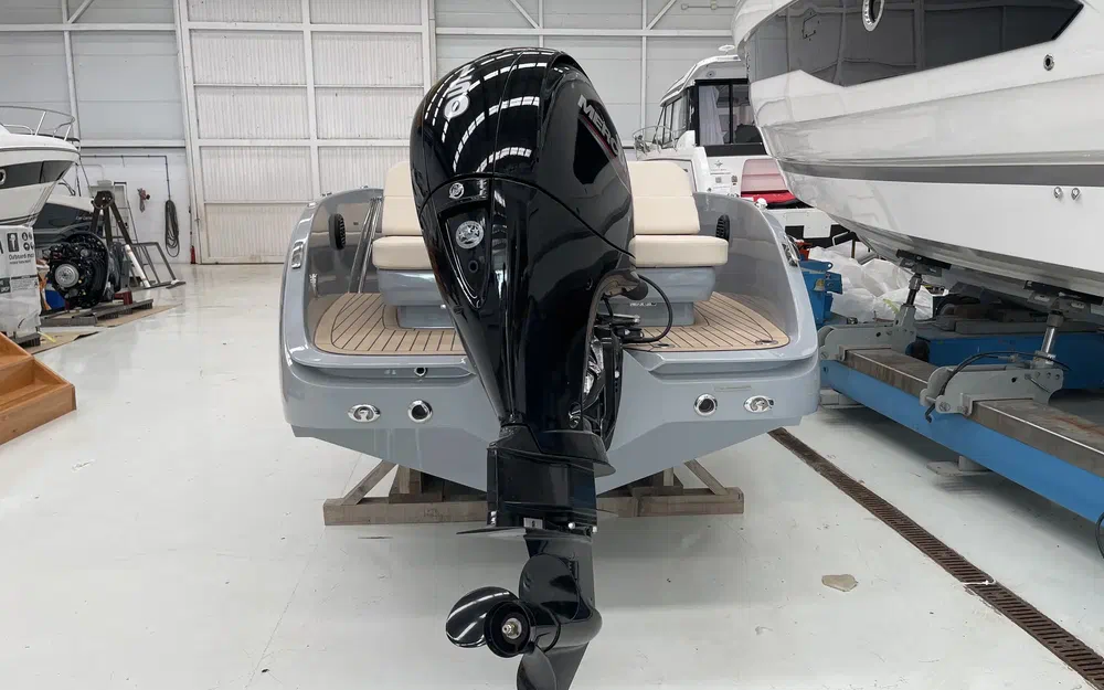 slider 15 Rand Boats Source 22
