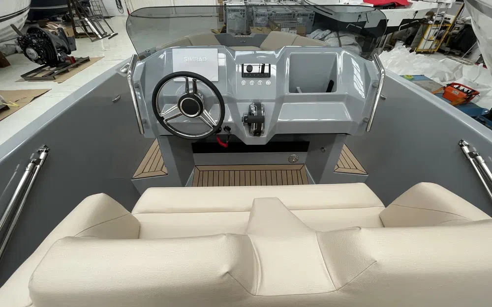 slider 19 Rand Boats Source 22