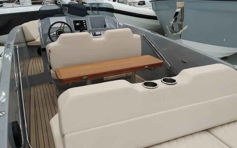 slider 2 Rand Boats Source 22