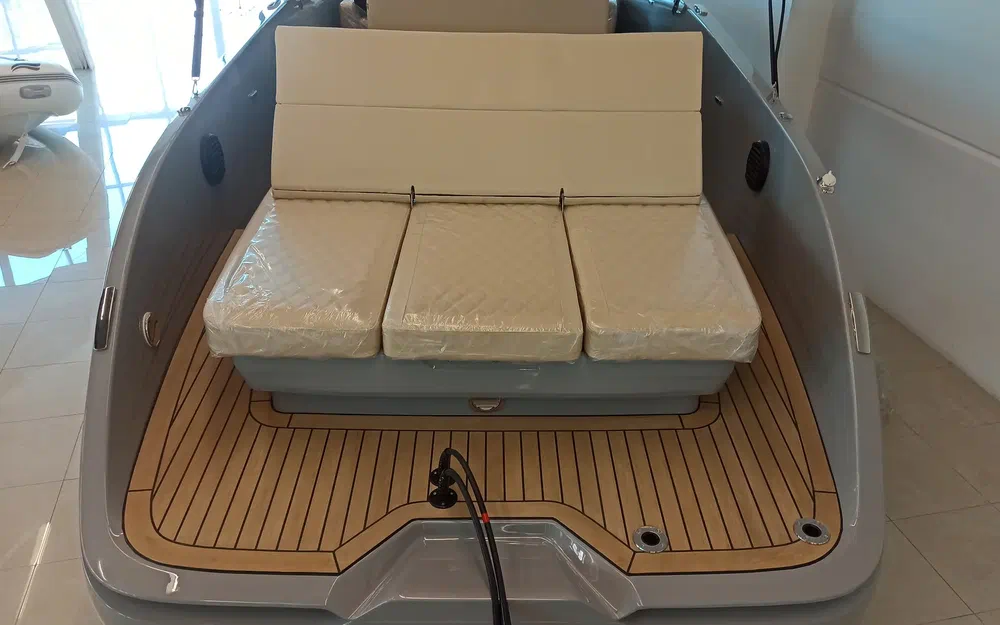 slider 11 Rand Boats Source 22