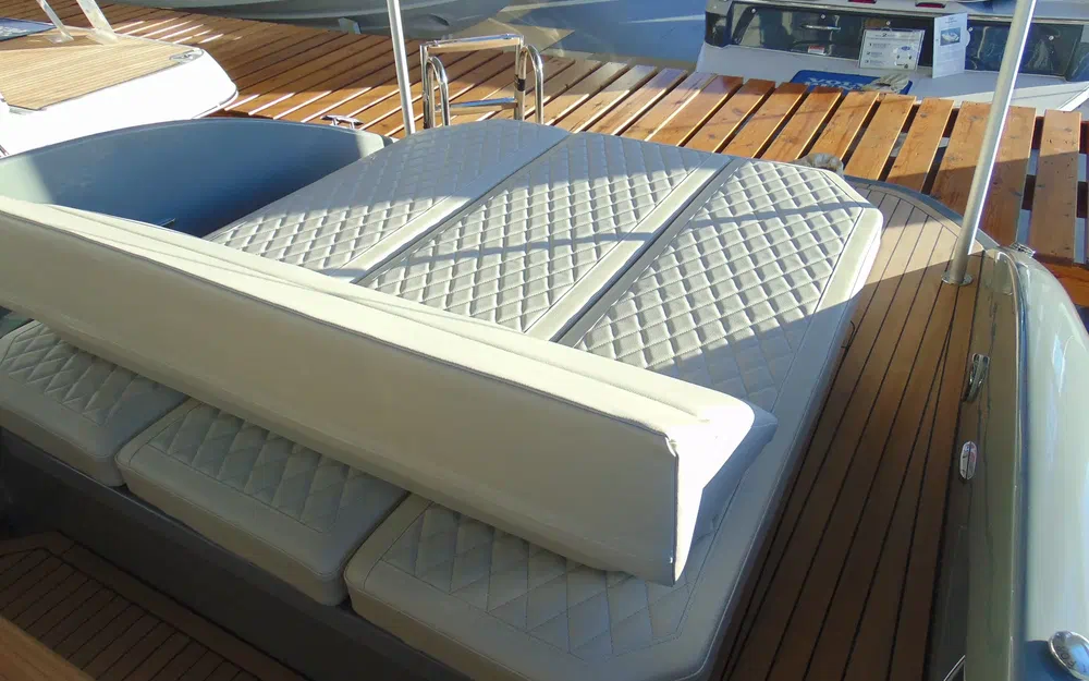 slider 10 Rand Boats Spirit 25