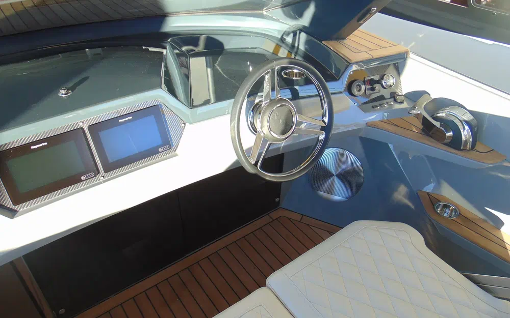 slider 5 Rand Boats Spirit 25