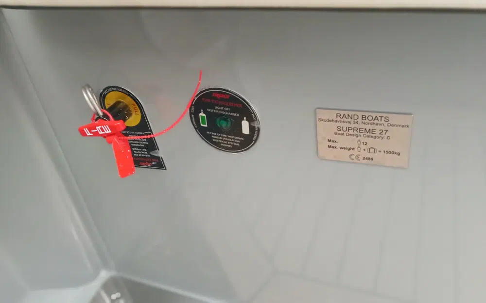 slider 12 Rand Boats Supreme 27