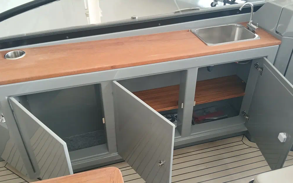 slider 7 Rand Boats Supreme 27