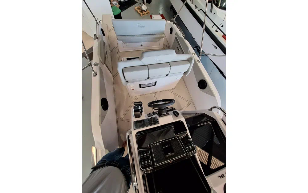 slider 9 Ranieri Next 275 Sl