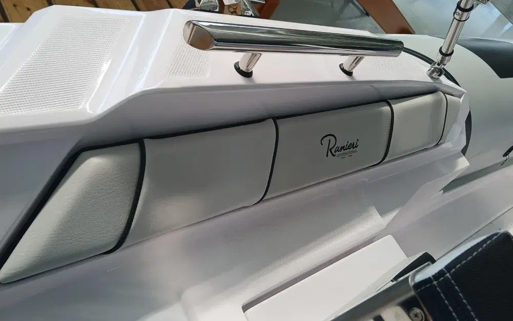 slider 16 Ranieri Cayman 19 Sport